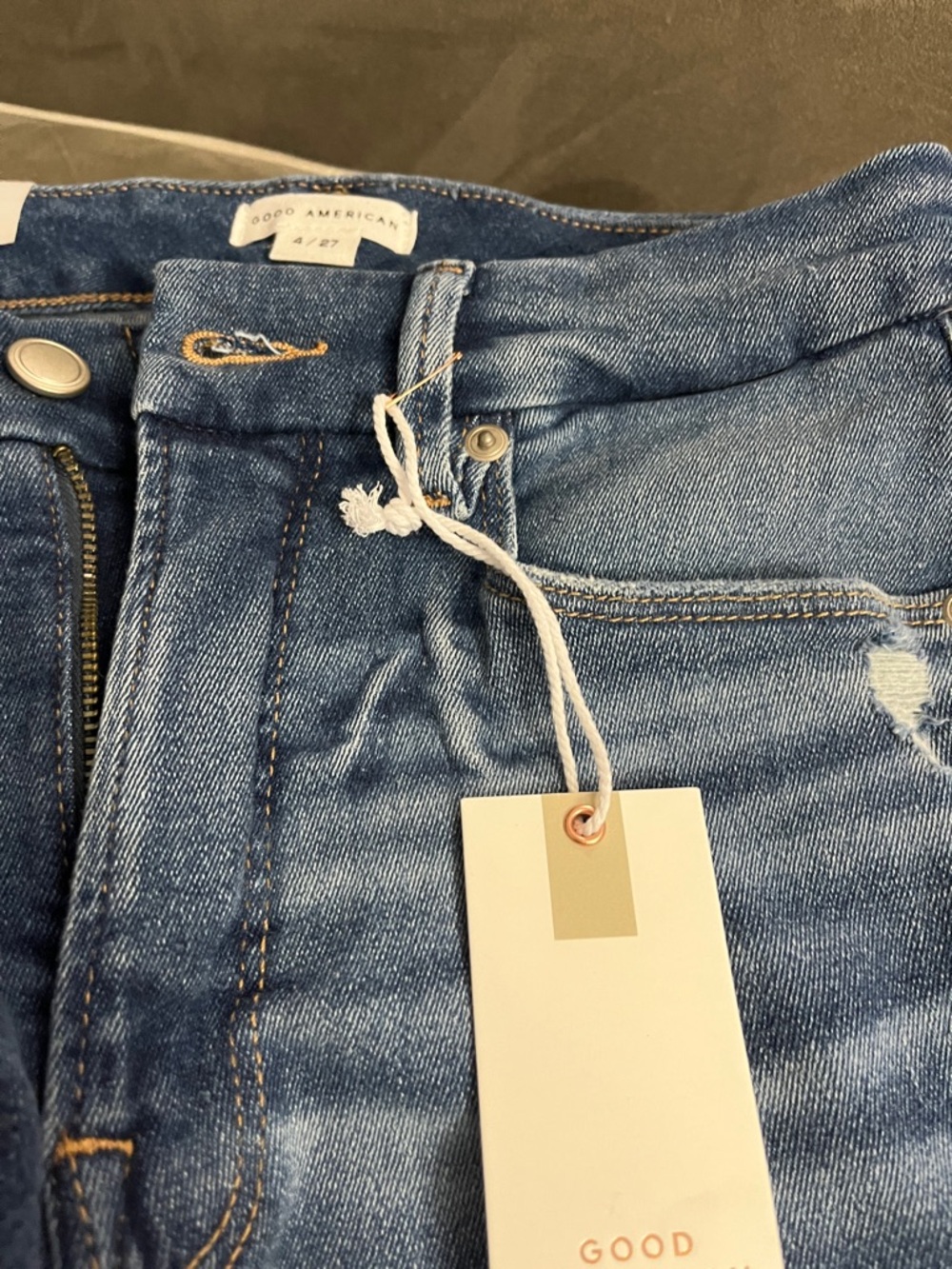 Good American Blue Skinny Jeans - Picture 7 of 14